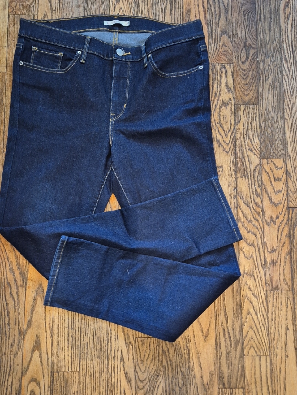 Levi's Dark Blue Women's Jeans
